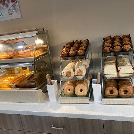 Days Inn Merced / Yosemite Area Ngoại thất bức ảnh